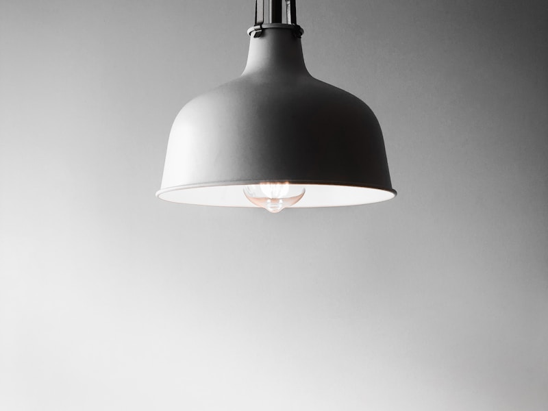 Philips Hue Gradient Signe Floor Lamp Review: Ambient Lighting Art