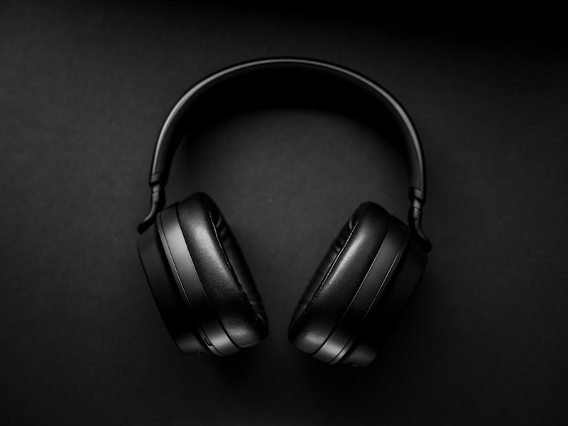 Sennheiser Momentum 4 Review: Audiophile Approved